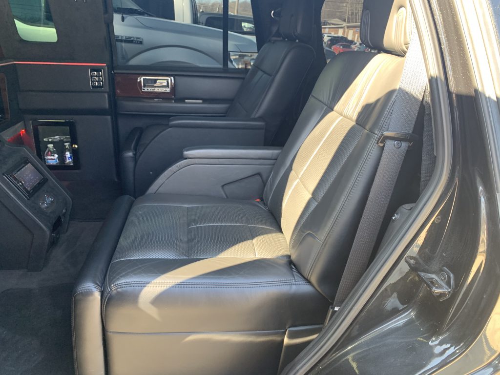 2014 Lincoln Navigator Ceo Stretched Limo Inspection In Fenton, Missouri