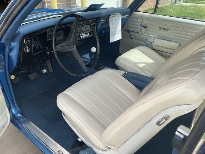 classic car, chevelle, 396, ss, blue, muscle car, interior, white bucket seats