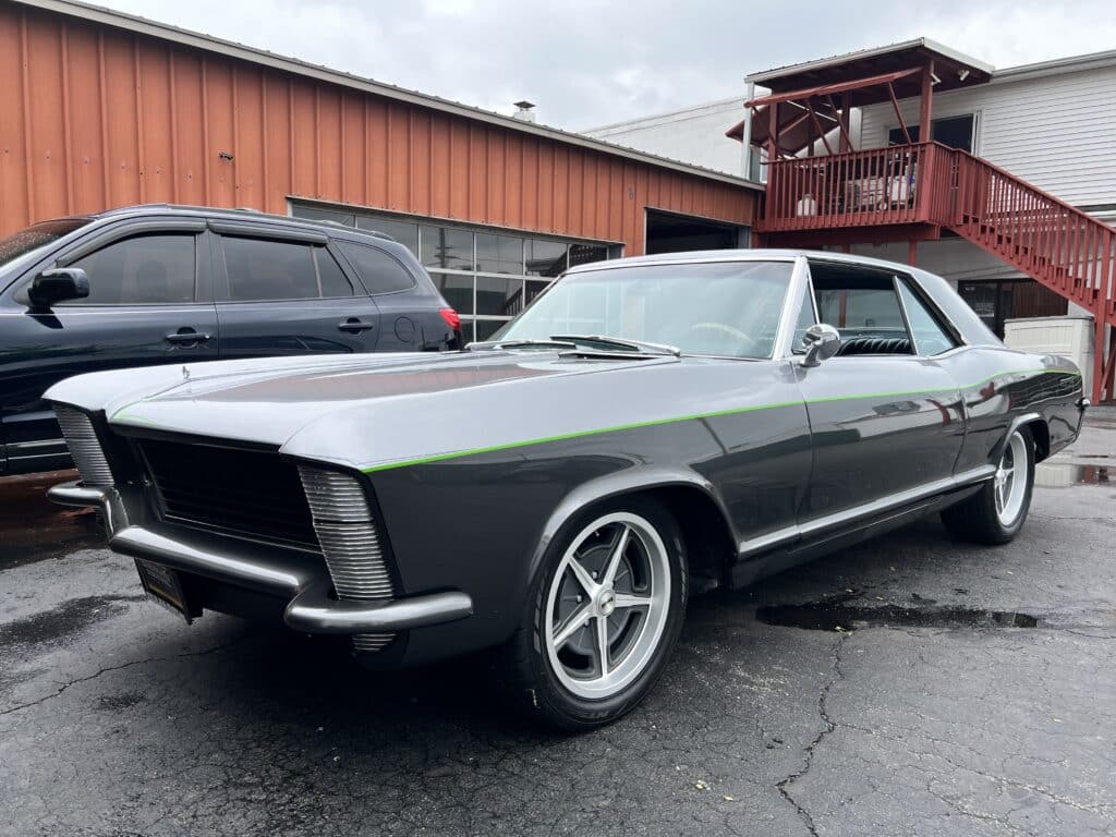 Buick Riviera Custom Body Photos